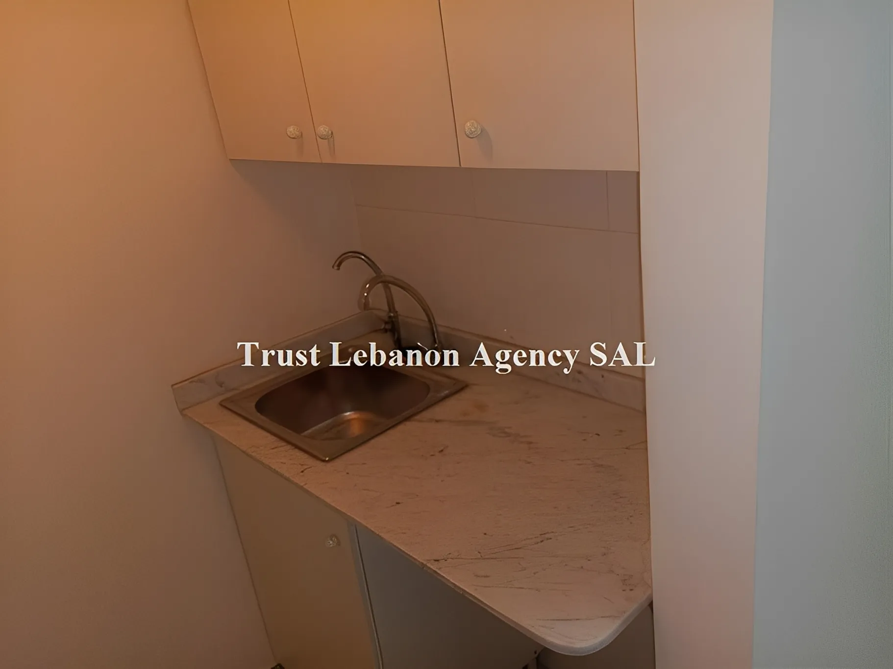 Office for sale in Metn, Mtayleb