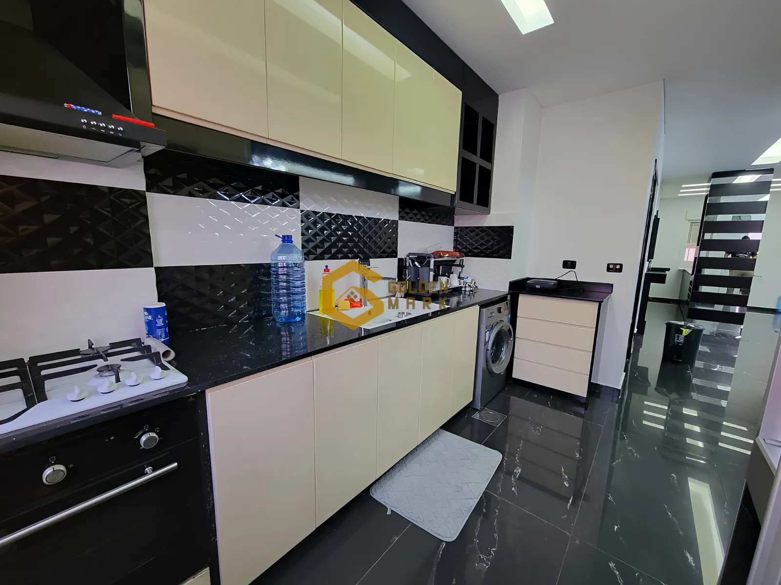 Apartment for Sale in Halat