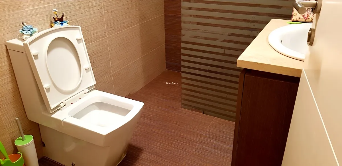 Apartment for Sale in Sahel Aalma, Lebanon - 3 bed, 4 bath
