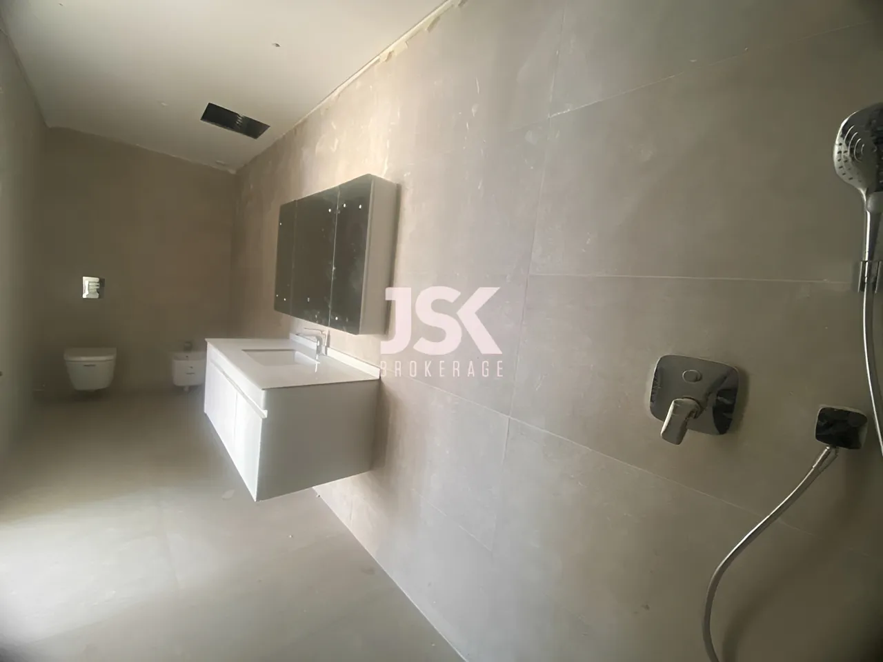 Apartment for Rent in Ras