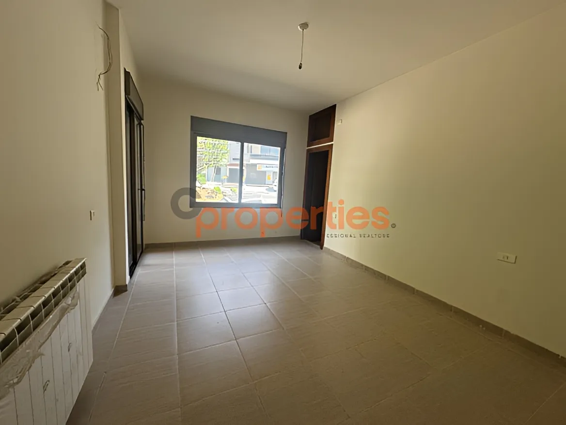 Apartment for Sale in Mazraat Yachoua
