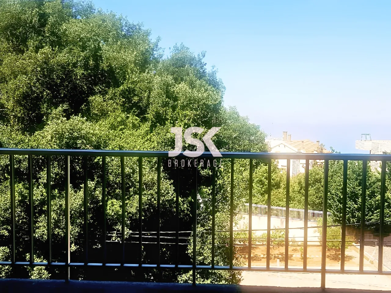 Apartment for Sale in Ajaltoun