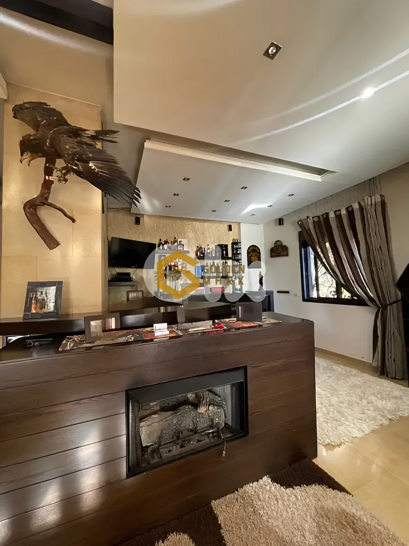 Apartment for Sale in Ballouneh - 3 bed, 4 bath