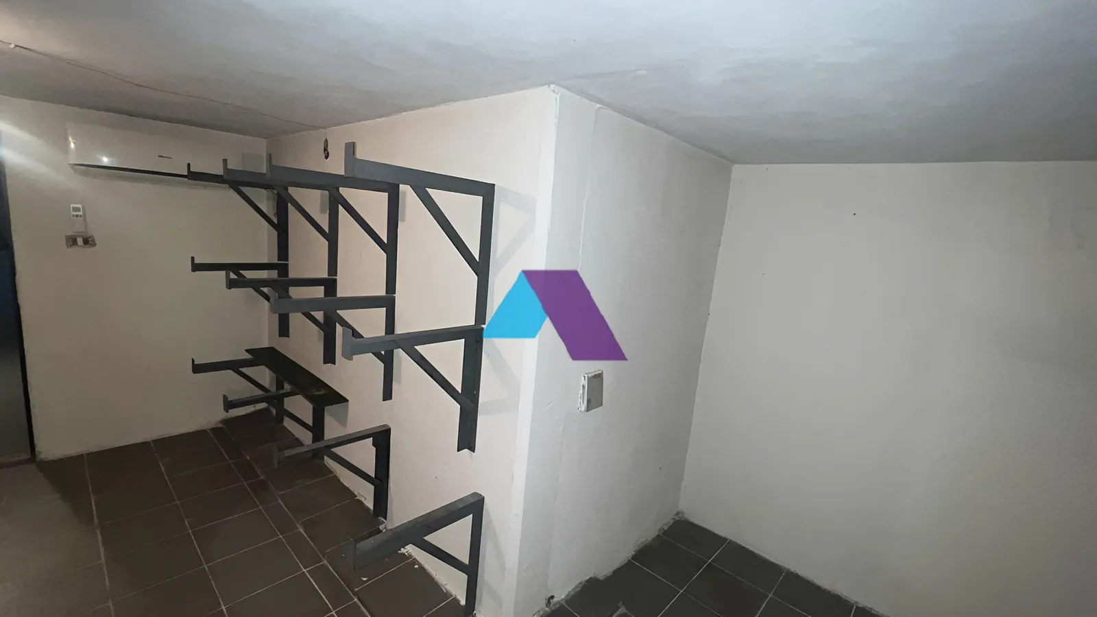 Apartment for Sale in Mar Takla - 2 bed, 3 bath