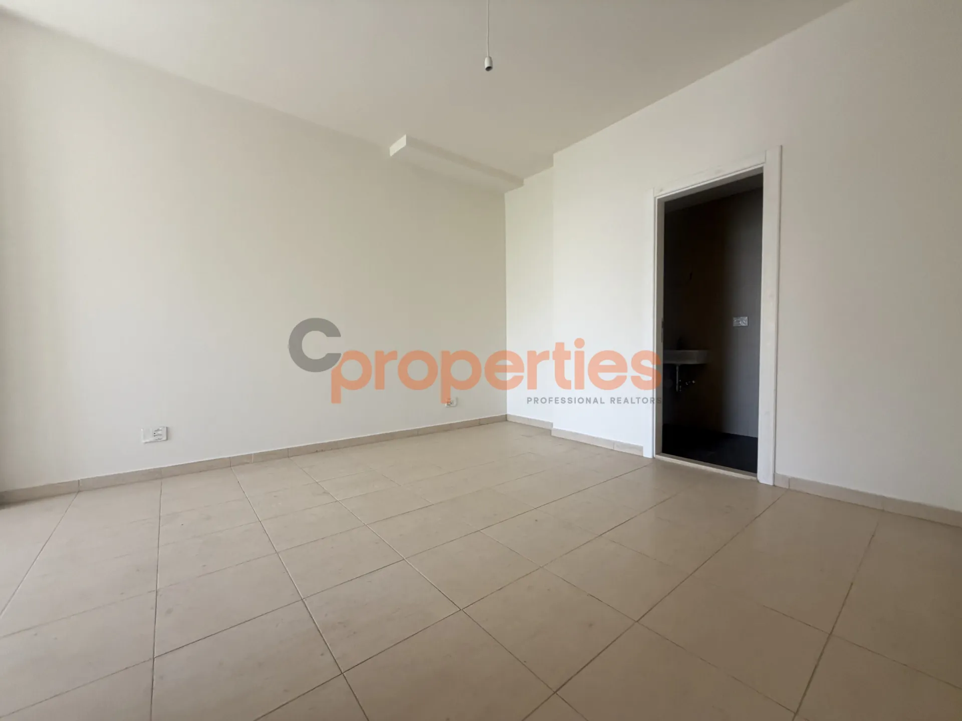 Apartment for Sale in Mtaileb