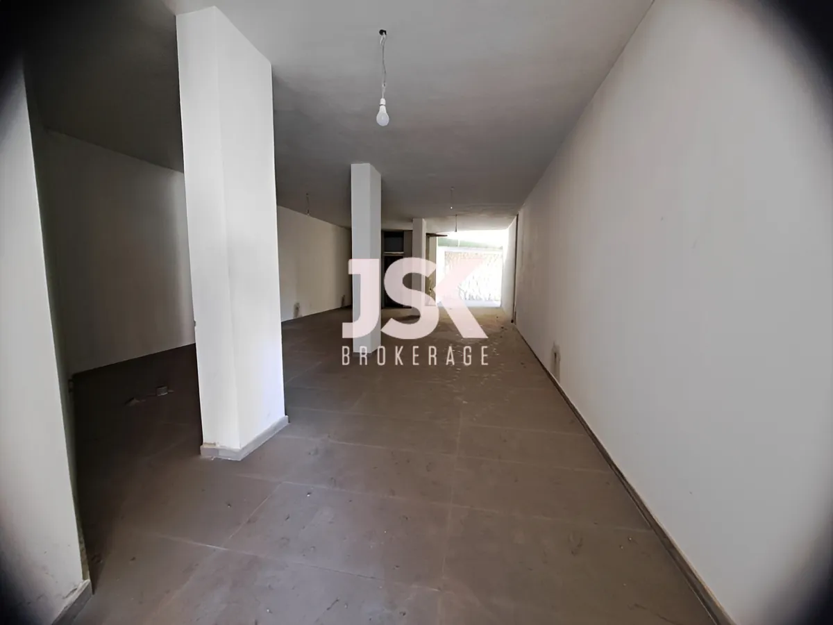 Warehouse for Sale in Qartaboun
