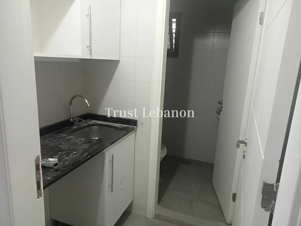 Office for rent in Hadath, Lebanon