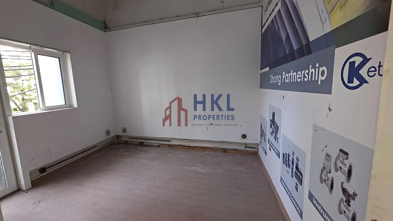 Shop for rent in Gemmayzeh