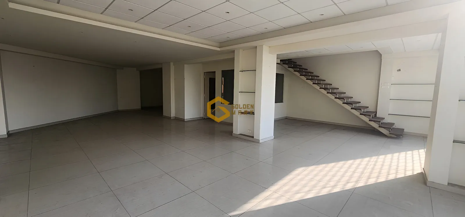 Shop for rent in Mansourieh