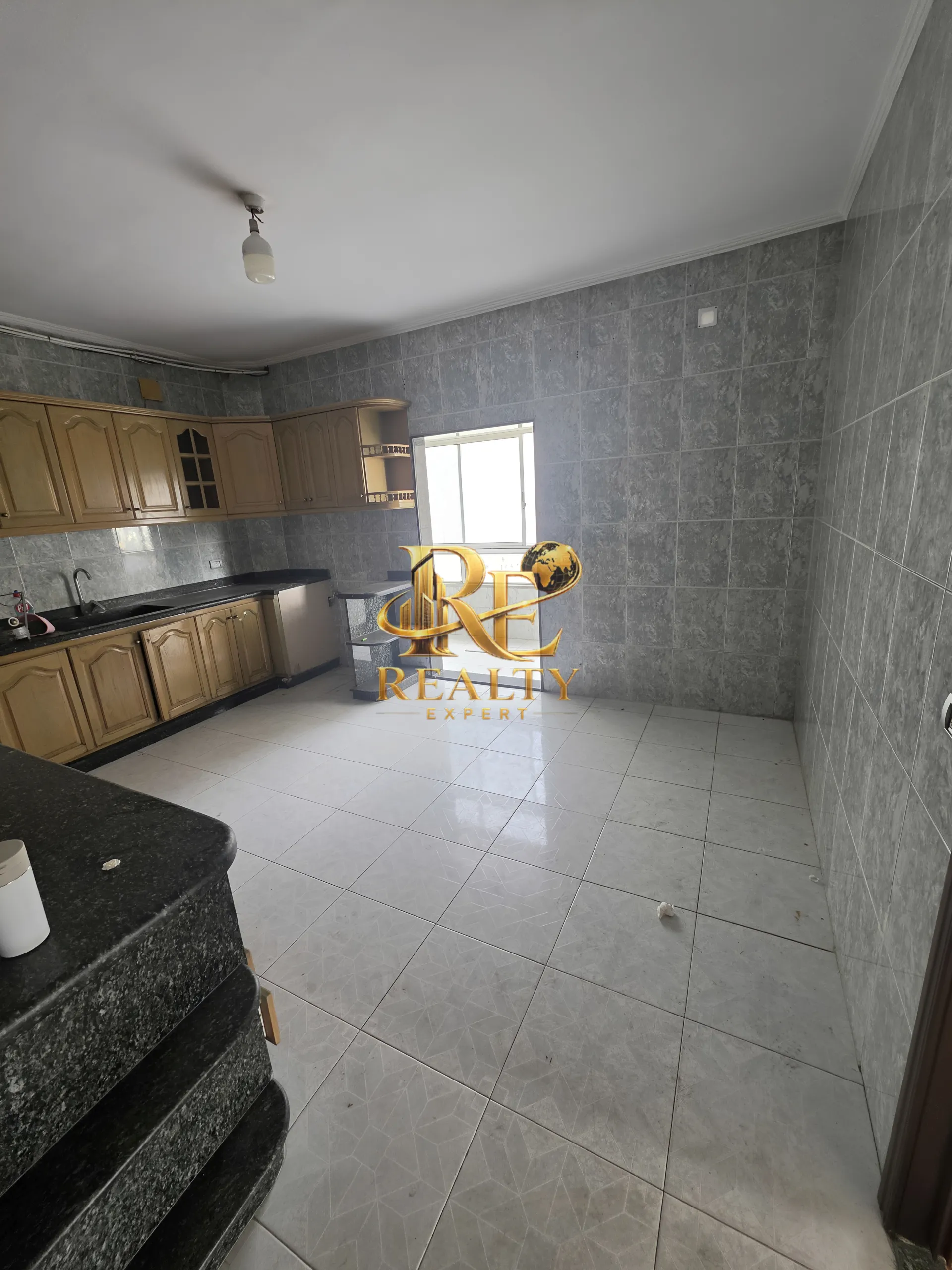 Duplex for rent in Haret Hreik