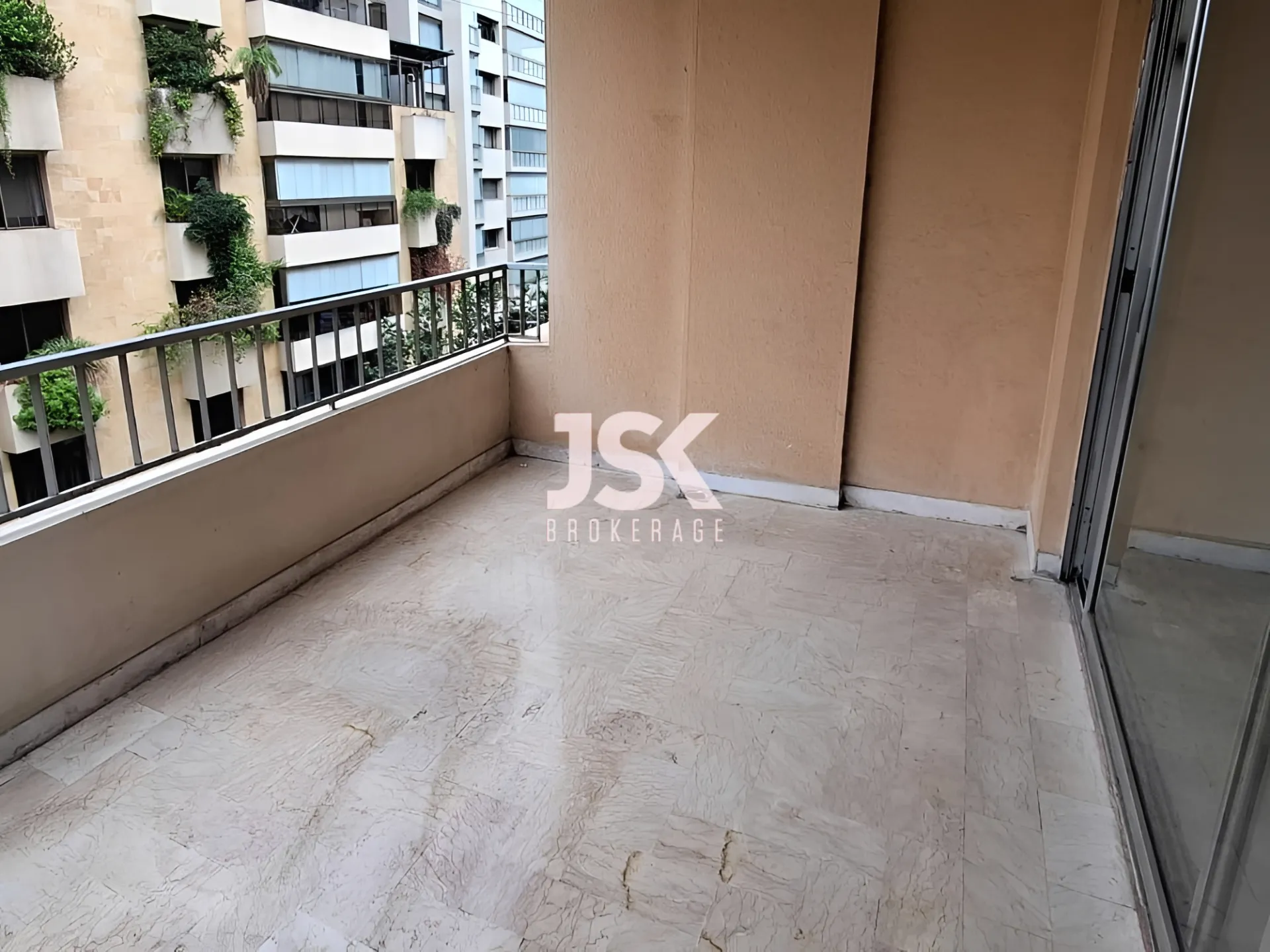 Apartment for Sale in Achrafieh