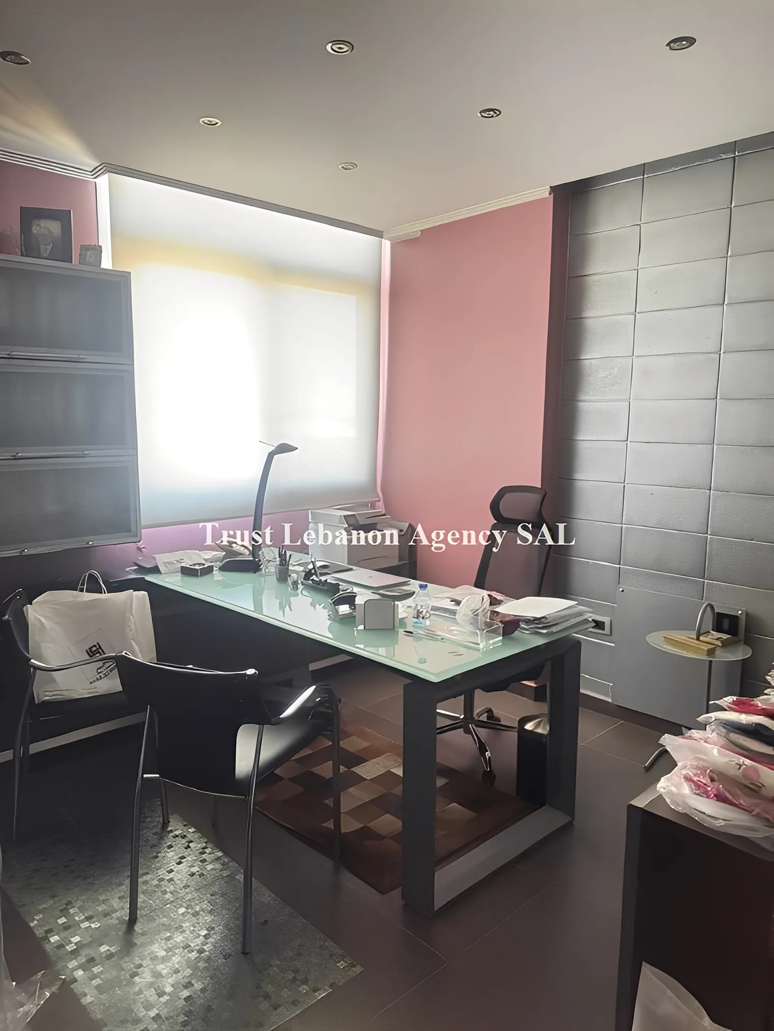 Office for rent in Metn, Sid El Bauchrieh