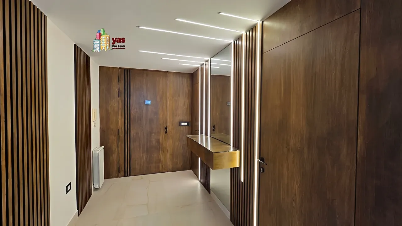 Apartment for Sale in Ballouneh