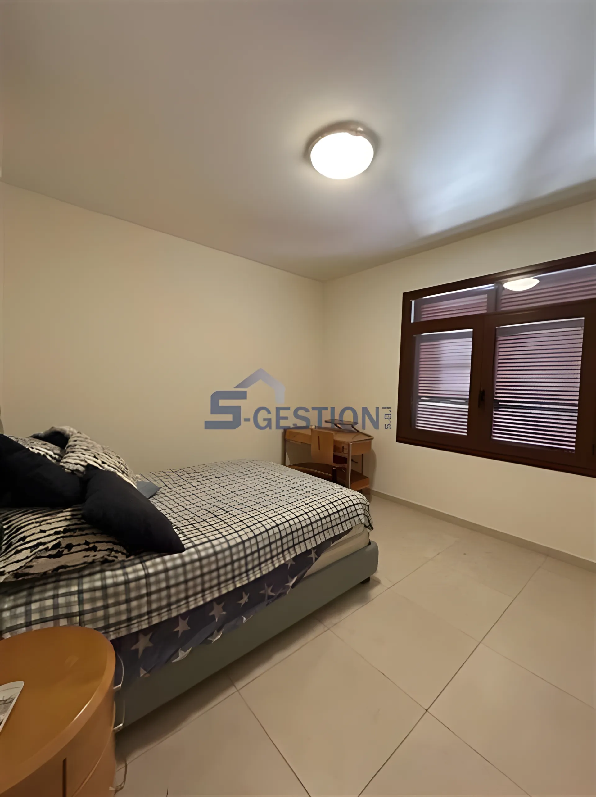 Office for rent in Dbayeh