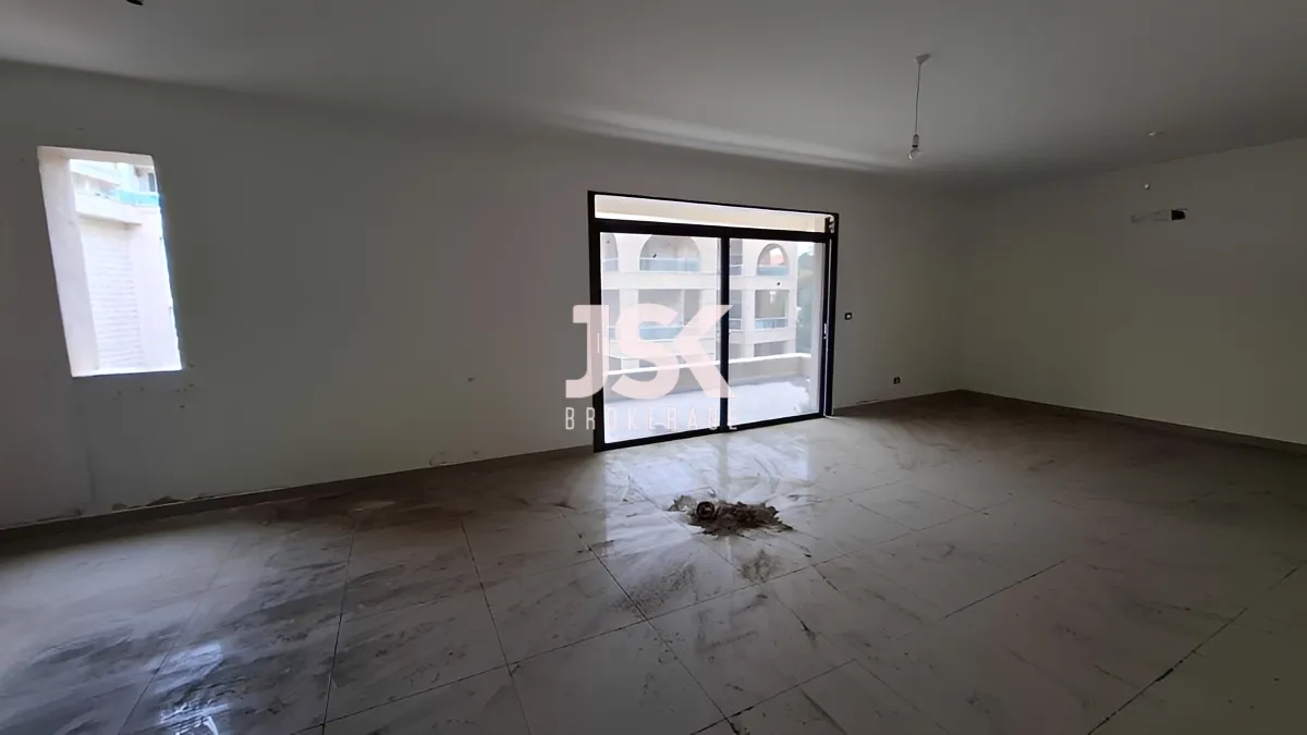 Apartment for Sale in Aamchit, Lebanon - 3 bed, 3 bath
