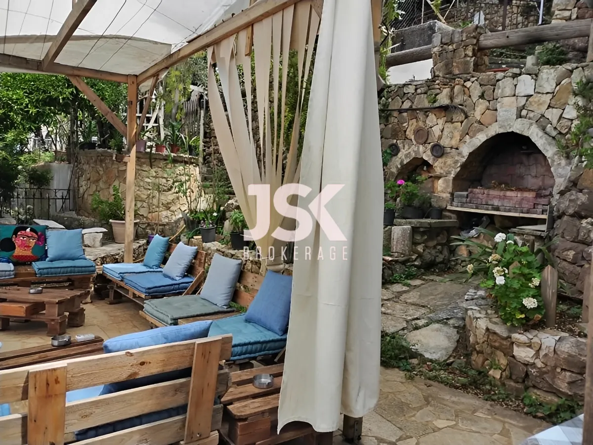 Villa for Sale in Ghazir, Lebanon - 4 bed, 3 bath