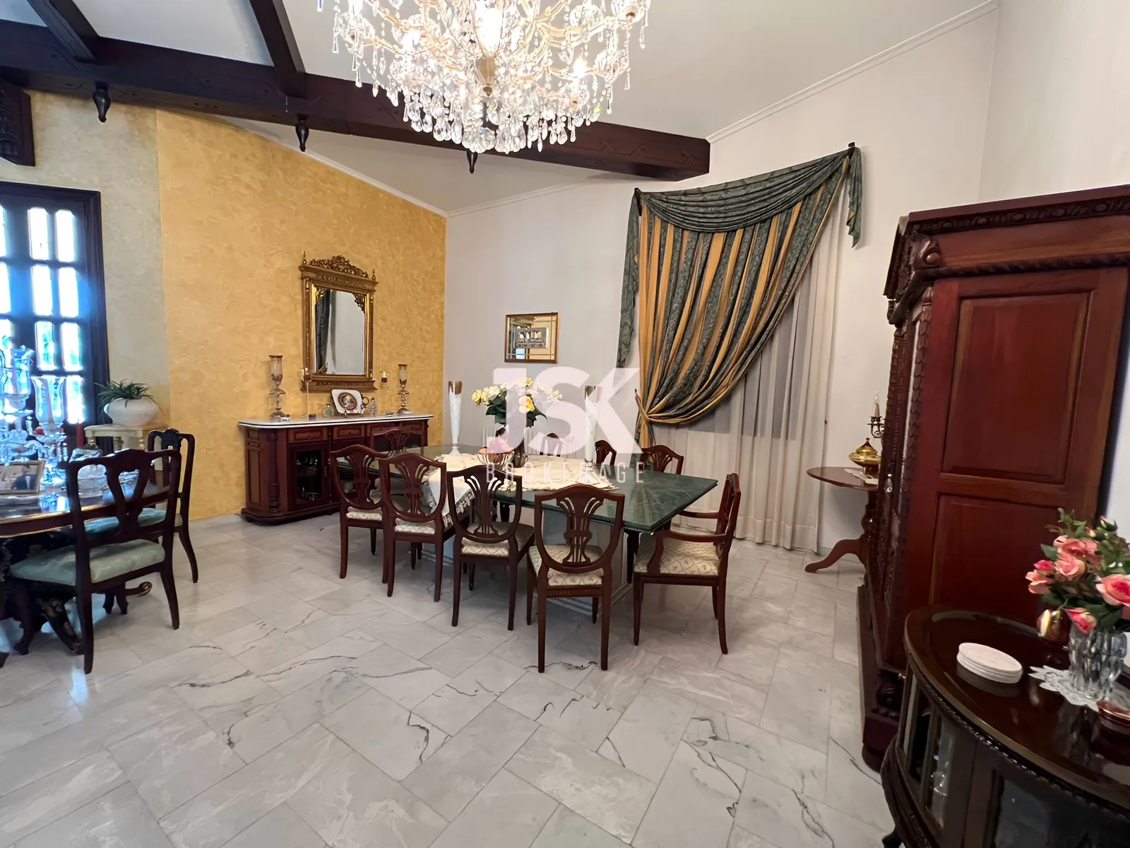 Villa for Sale in Gharfine