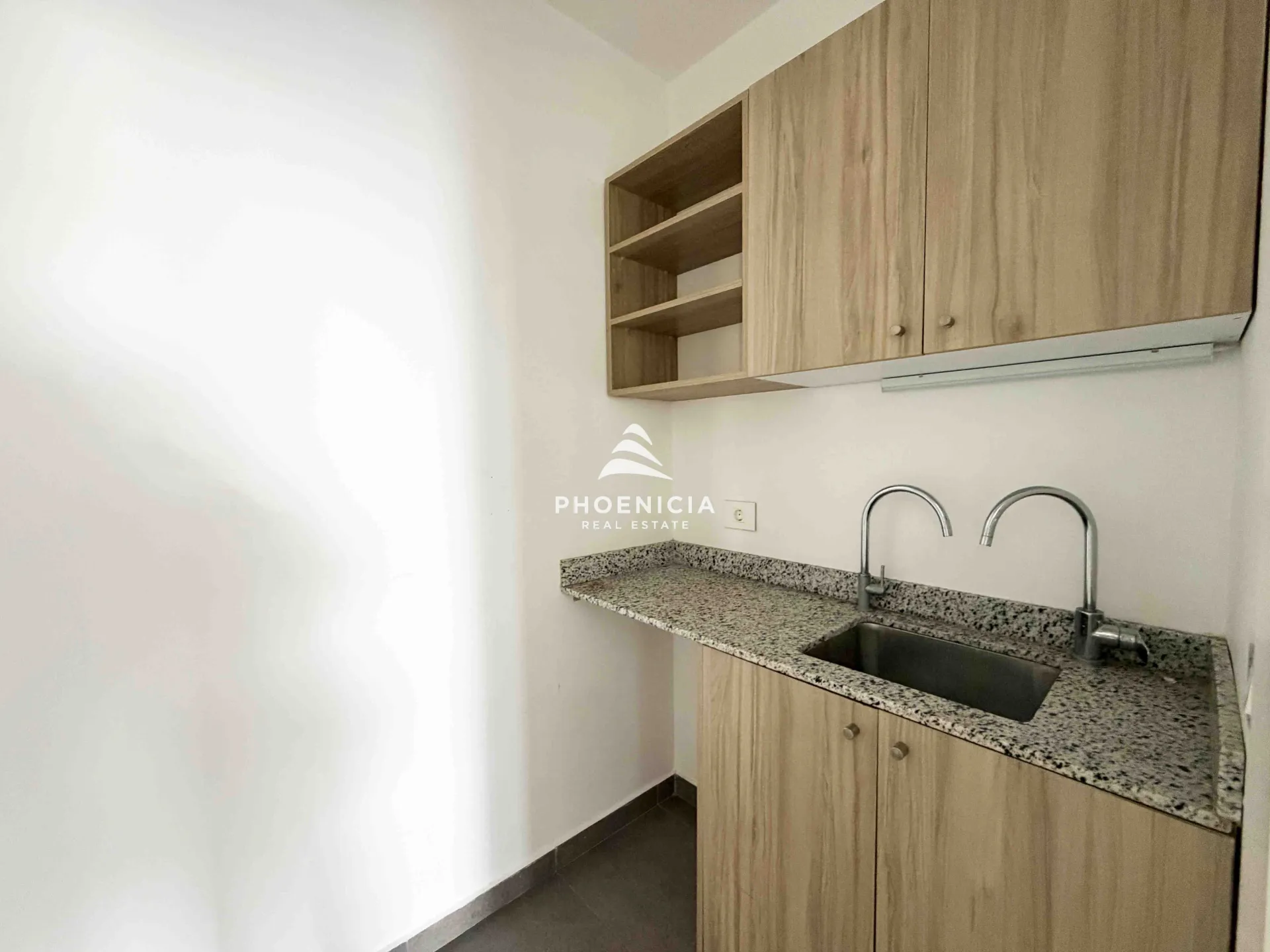 Office for Sale in Byblos
