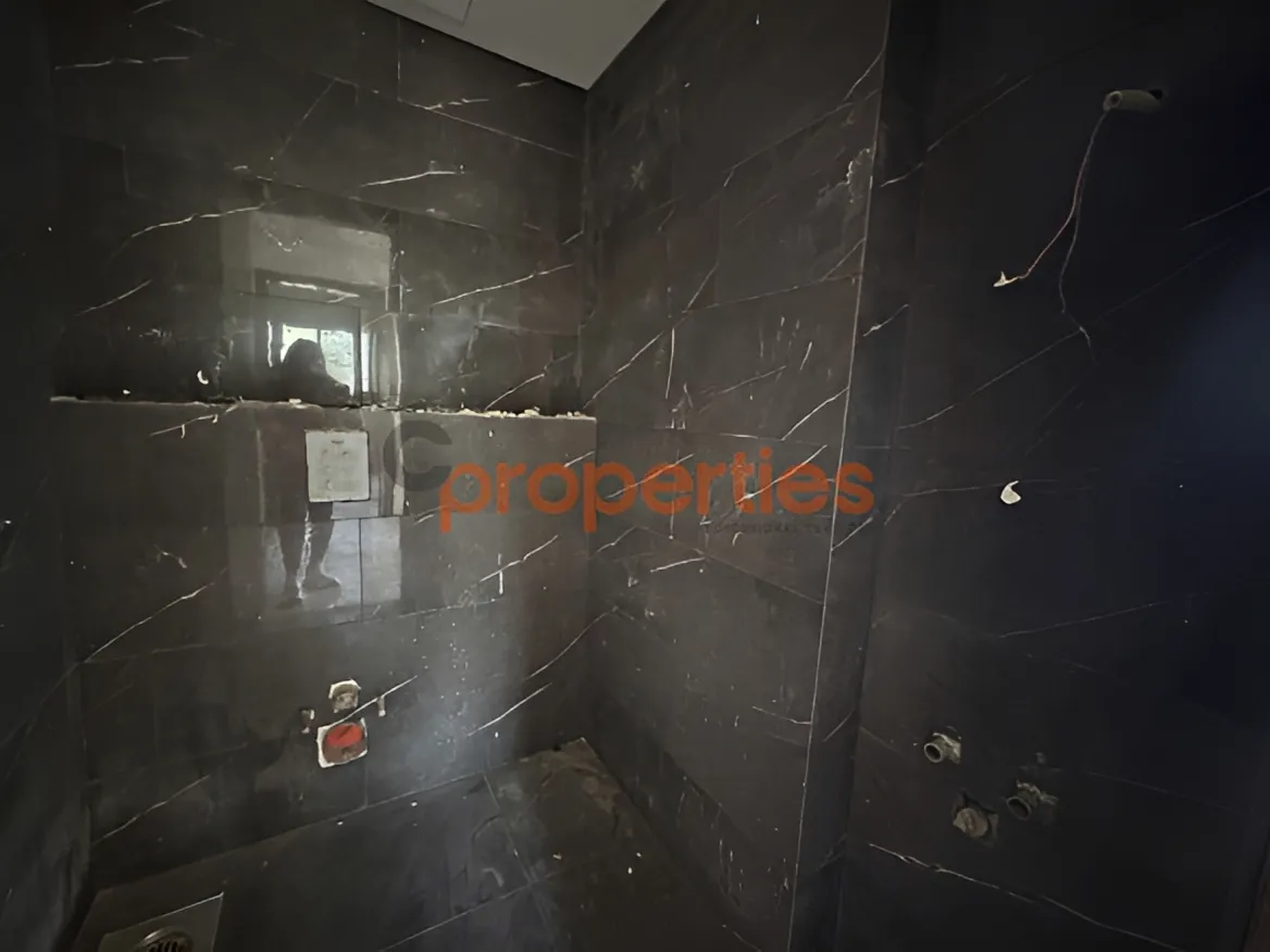 Apartment for Sale in Cornet Chahwan