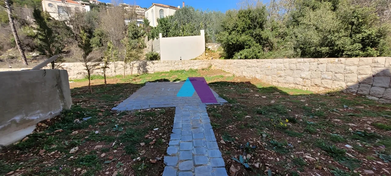 Apartment for Sale in Baabdat - 3 bed, 3 bath