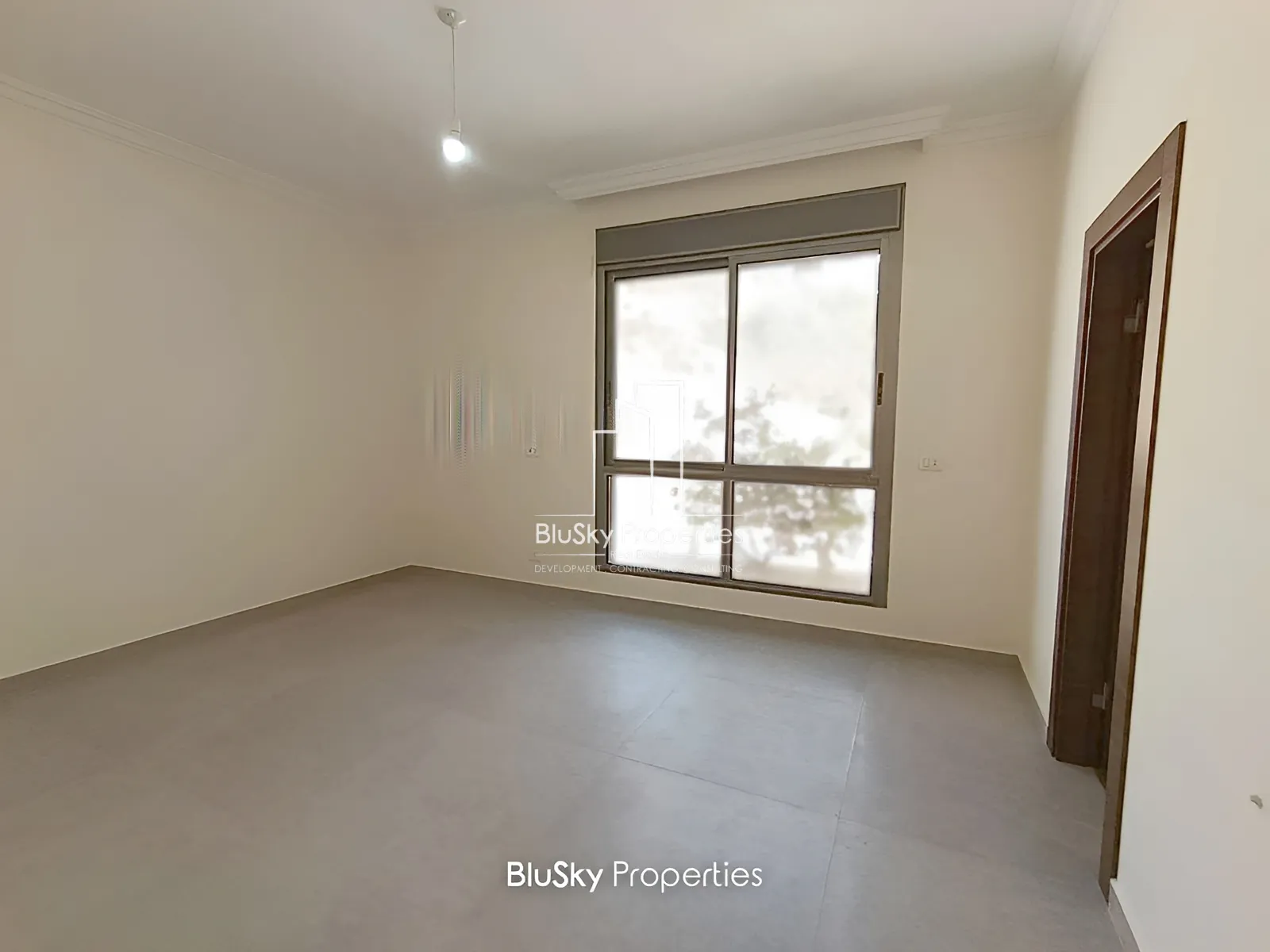 Duplex for Sale in Blat - 4 bed, 6 bath