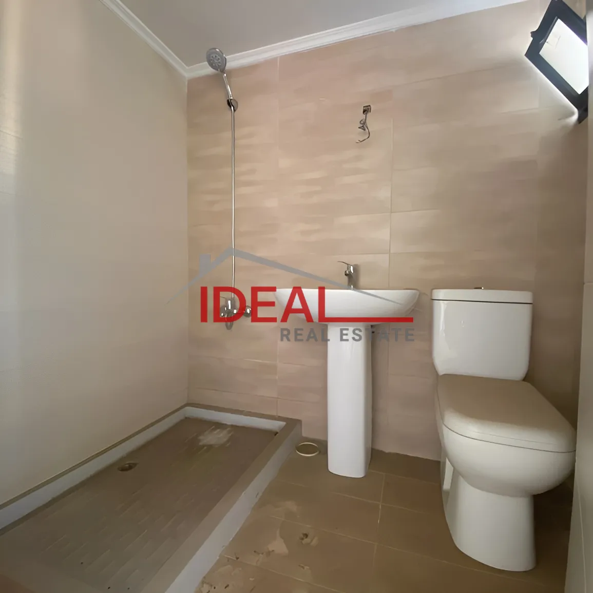 Apartment for Sale in Ain el remmeneh, baabda