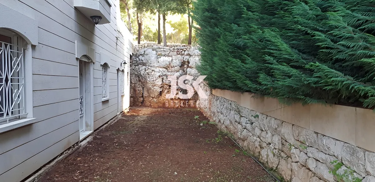Villa for Sale in Ajaltoun, Lebanon
