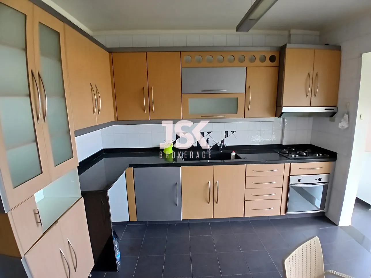 Apartment for Rent in Cornet Chahwan