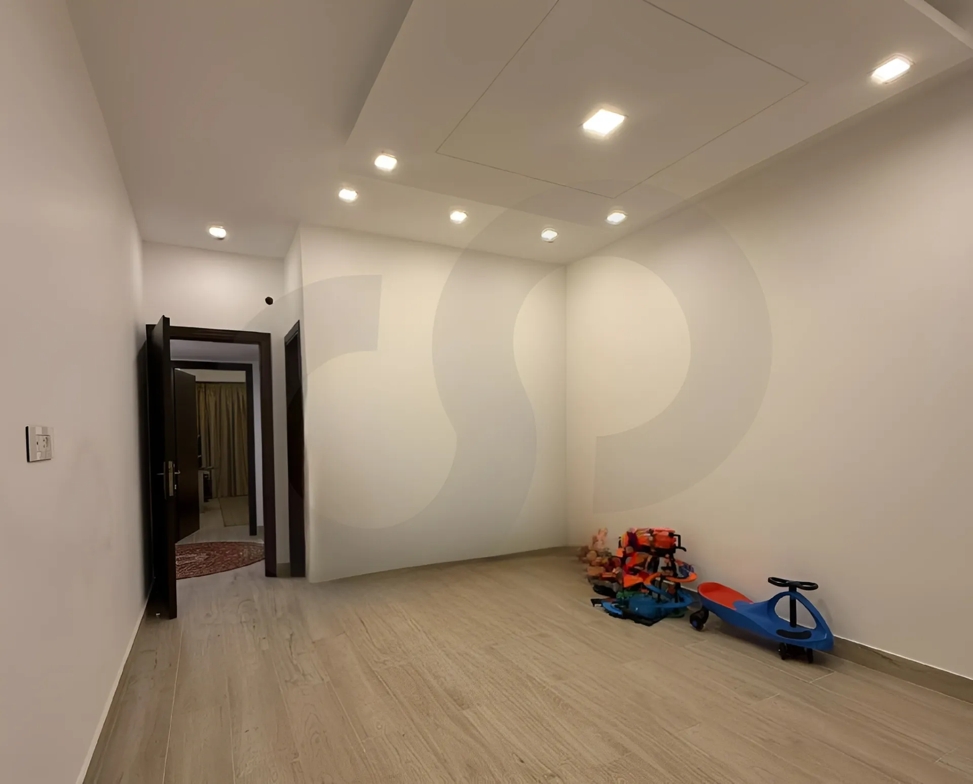 Apartment for Sale in Tallet El Khayyat, Bayrut, Lebanon - 3 bed, 4 bath