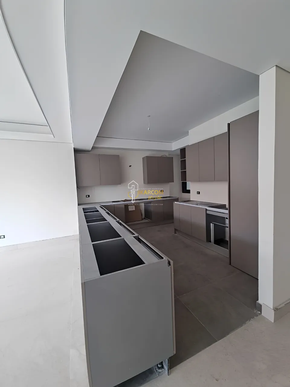 Apartment for sale in Bliss, Bayrut, Lebanon