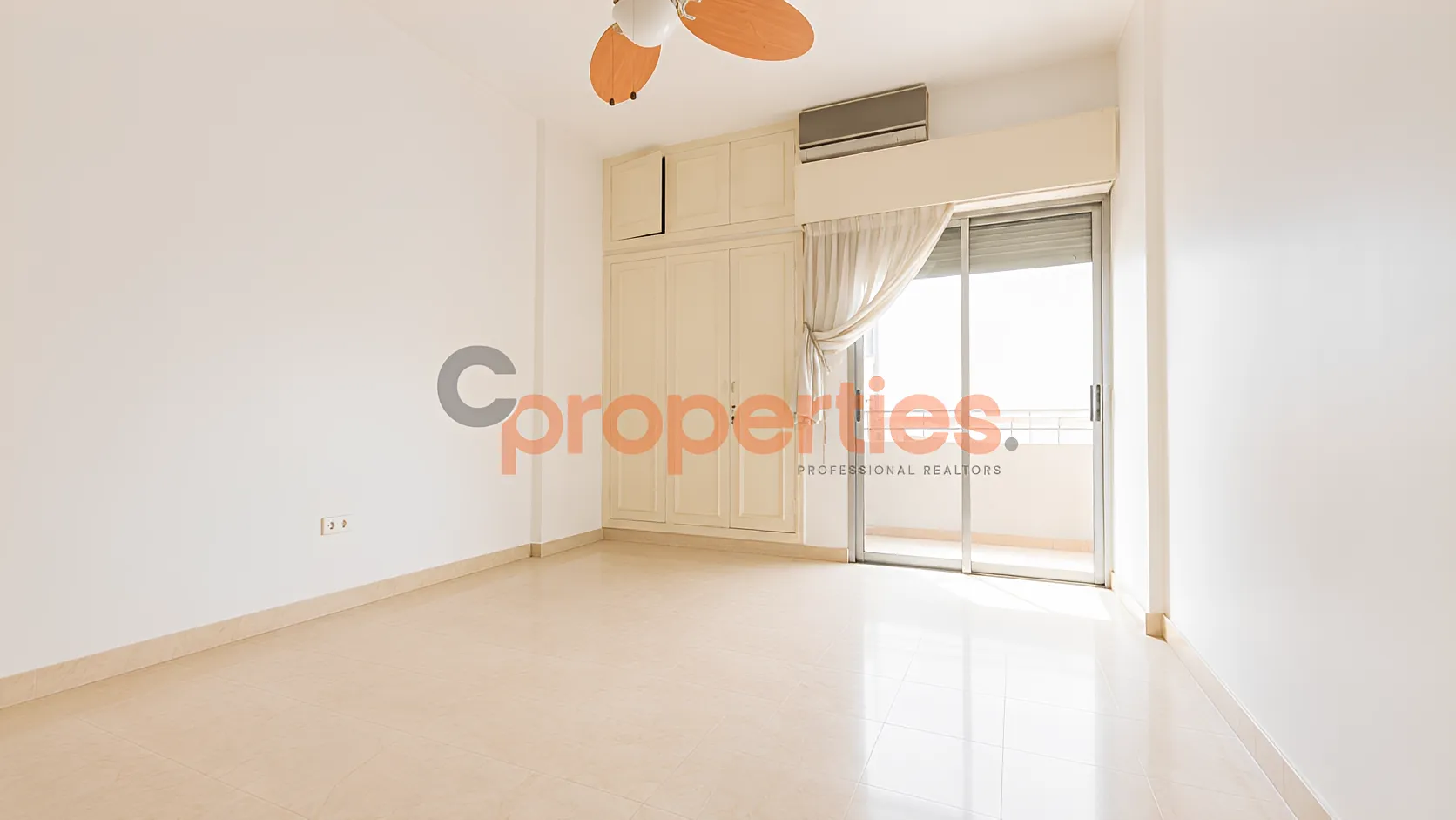 Apartment for sale in Ras Al Naba'a, Beirut, Lebanon