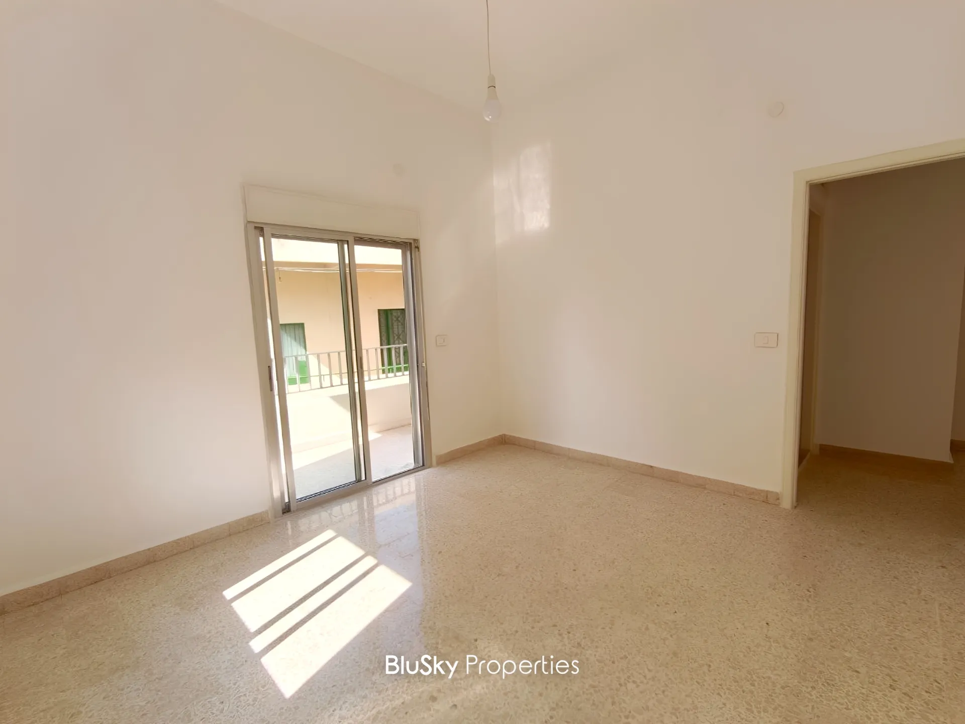 Apartment for rent in Antelias