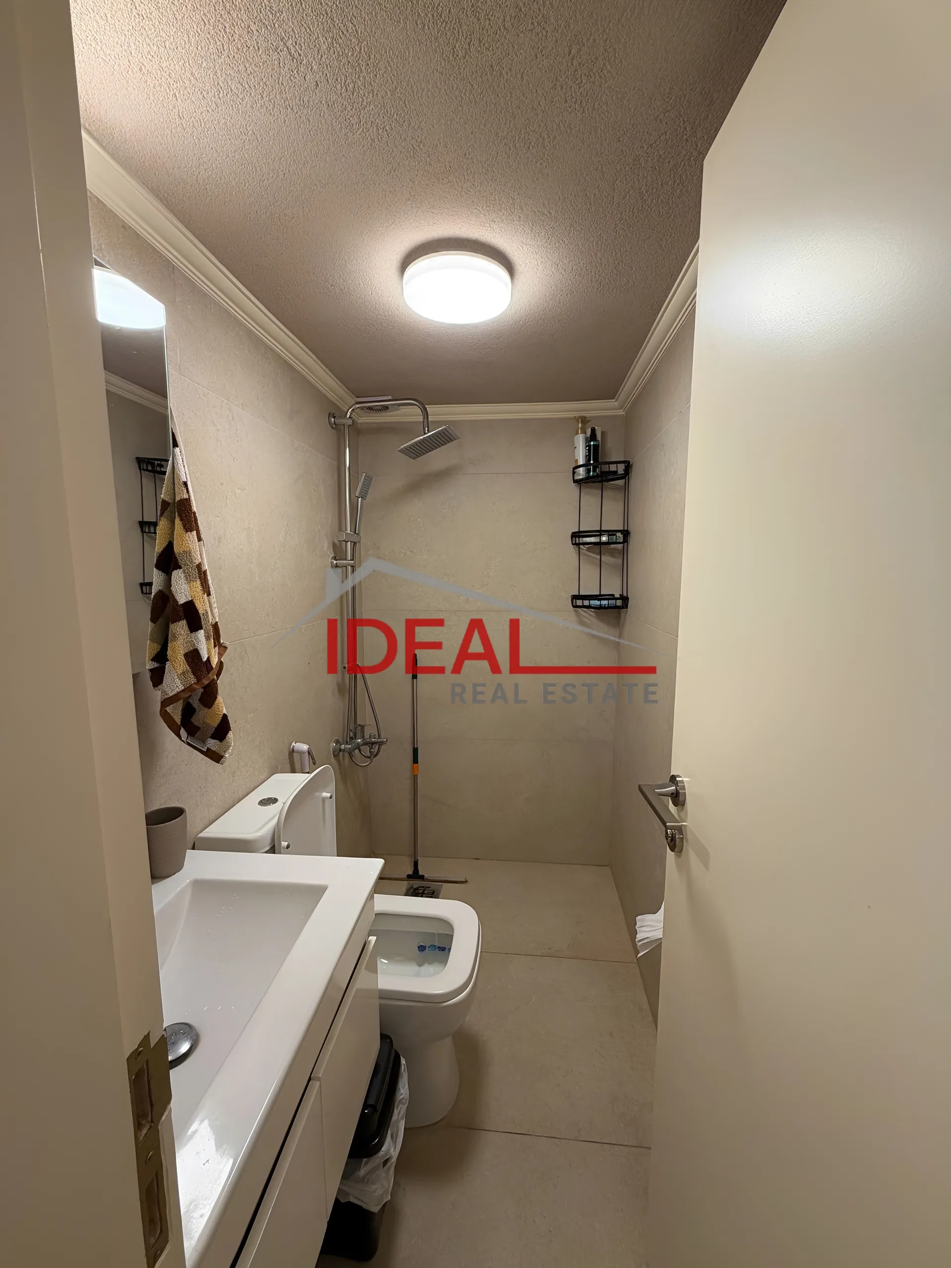 Chalet for Rent in Safra