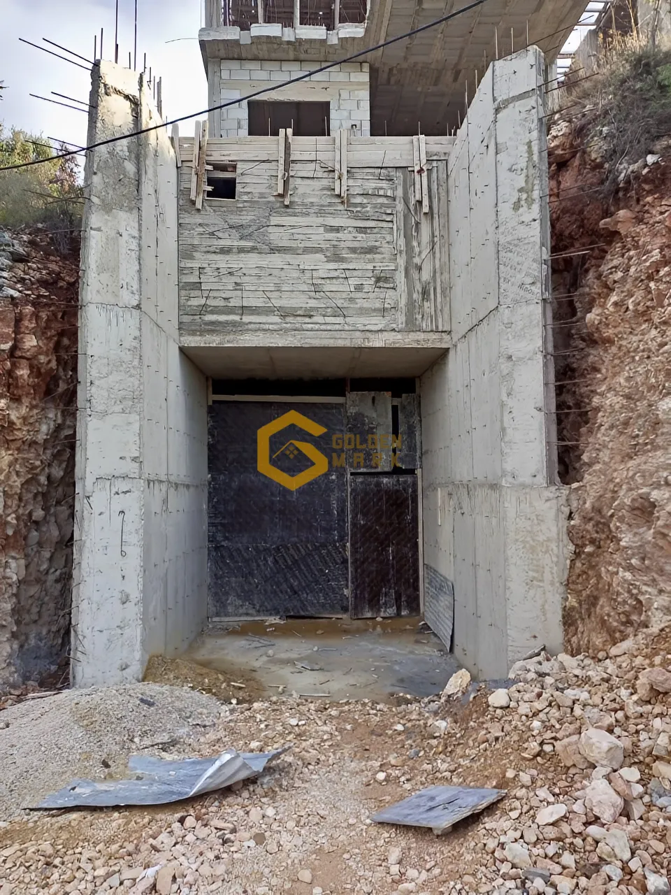 Warehouse for sale in Ghadras