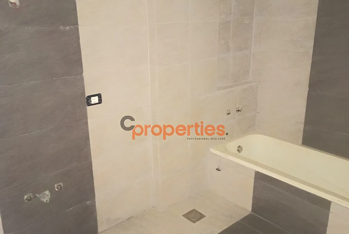Apartment for Sale in Halat