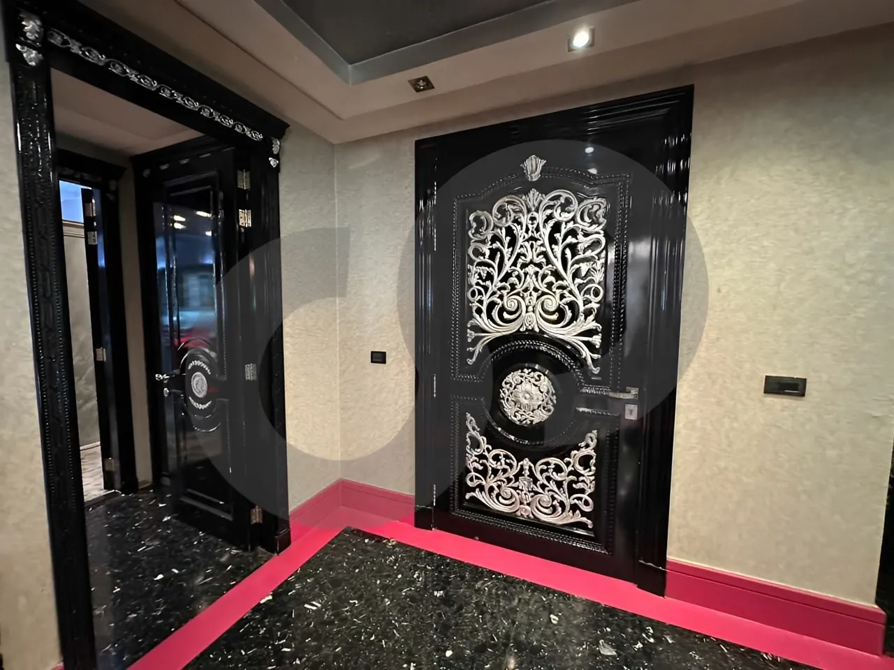 Apartment for Sale in Manara - 4 bed, 6 bath