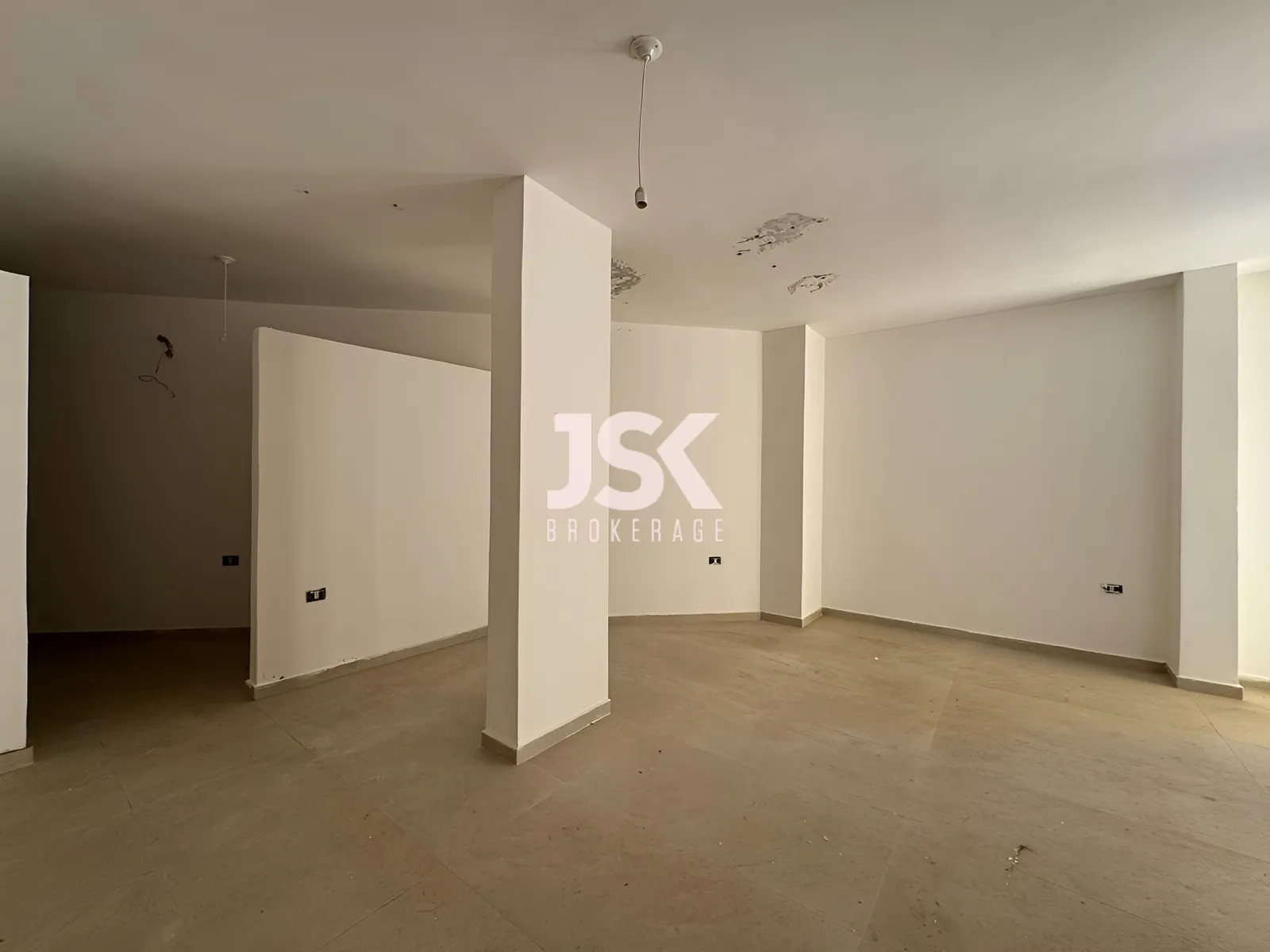Apartment for Sale in Jouret Al Ballout