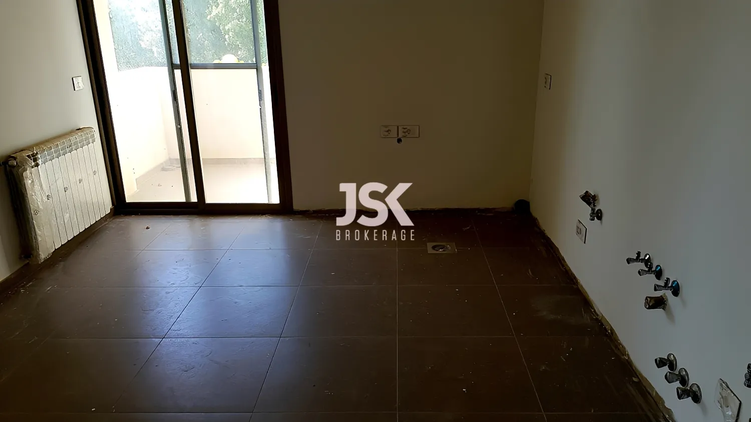 Apartment for Sale in Ain El Rihane