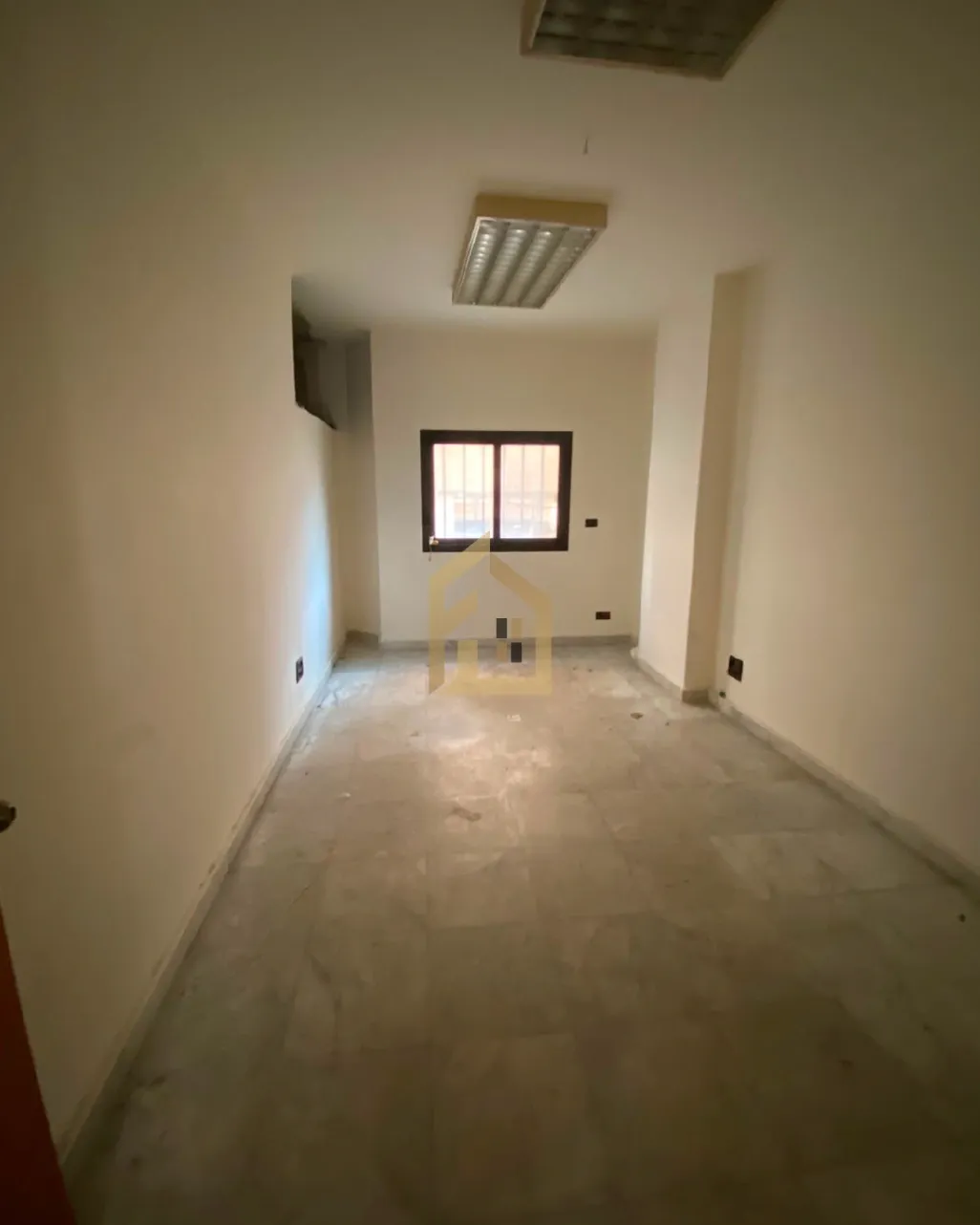 Office for rent in Bir Hasan, Lebanon