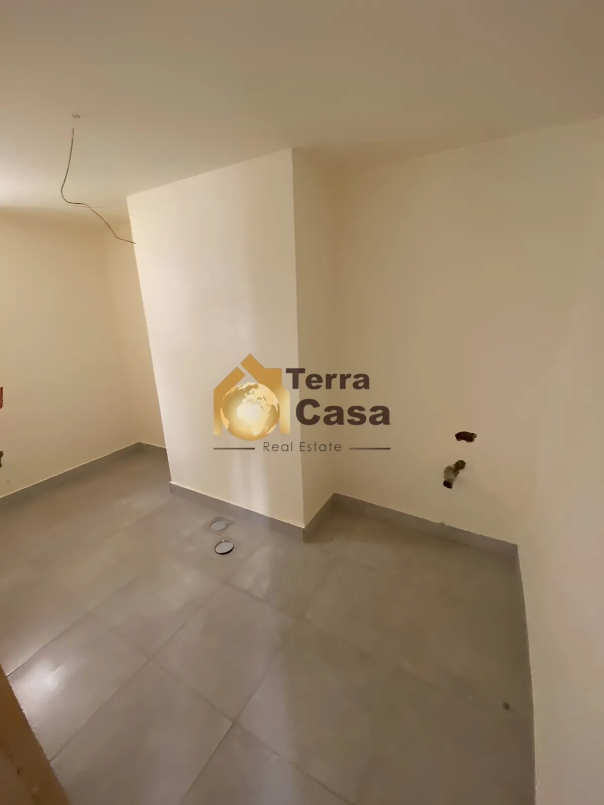 Duplex for Sale in Haouch el Omara Uncompleted - 3 bed, 3 bath