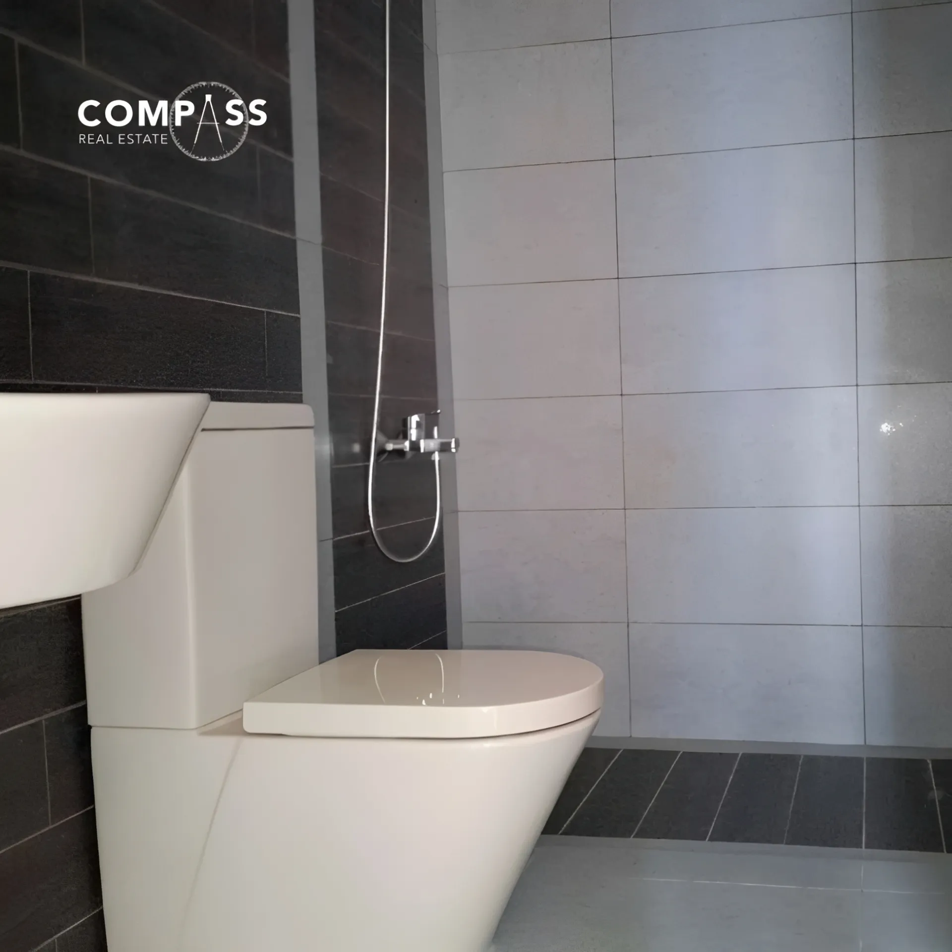 Apartment for sale in Sin El Fil, Lebanon - 3 bed, 4 bath