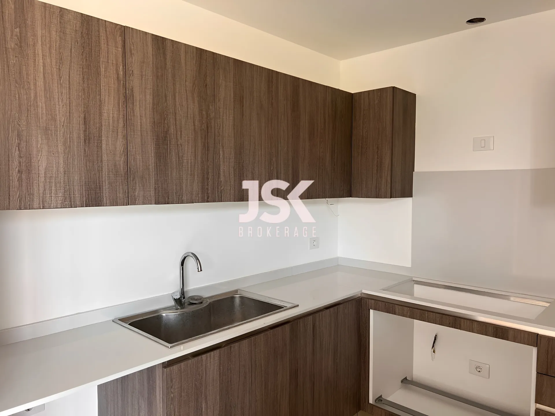 Apartment for sale in Beit Misk