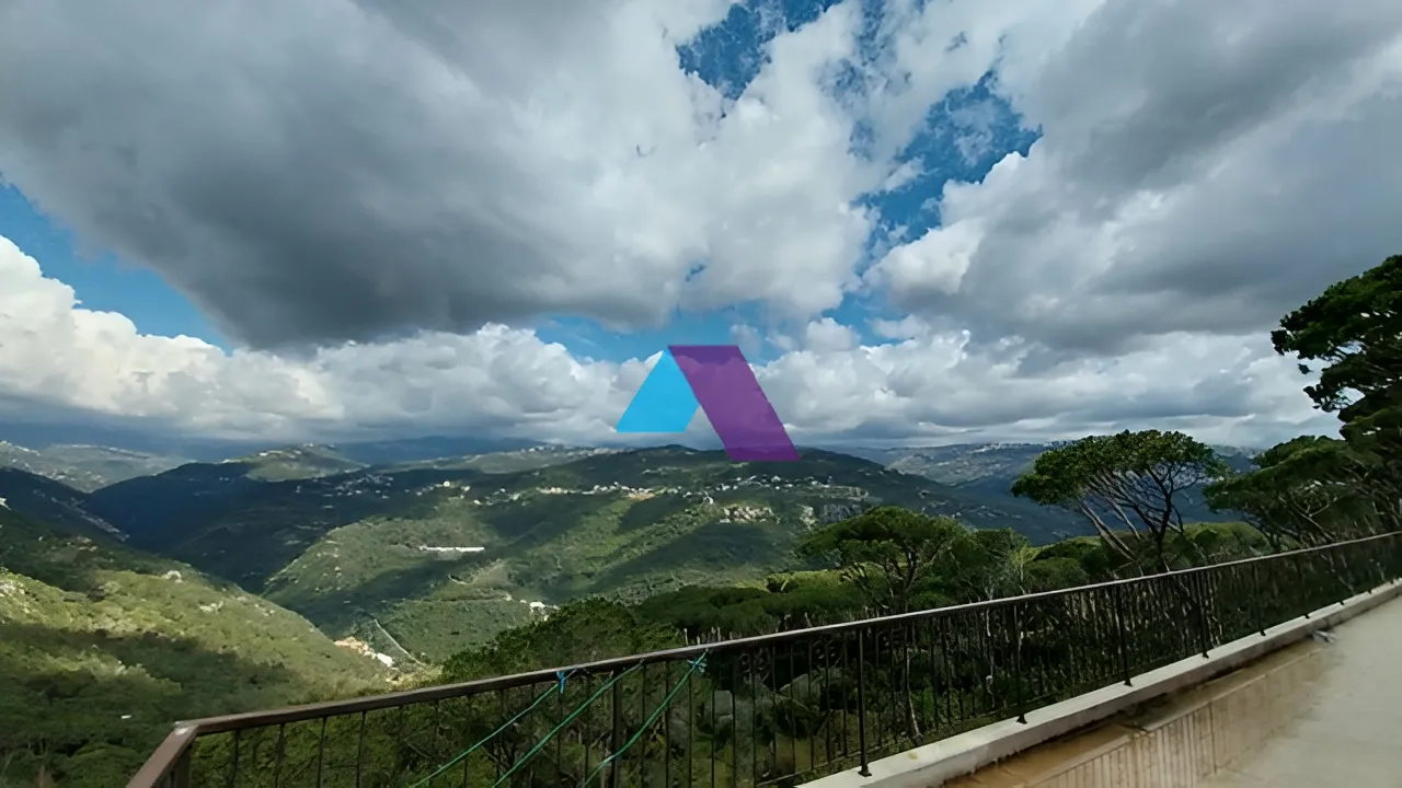 Villa for Sale in Beit Meri