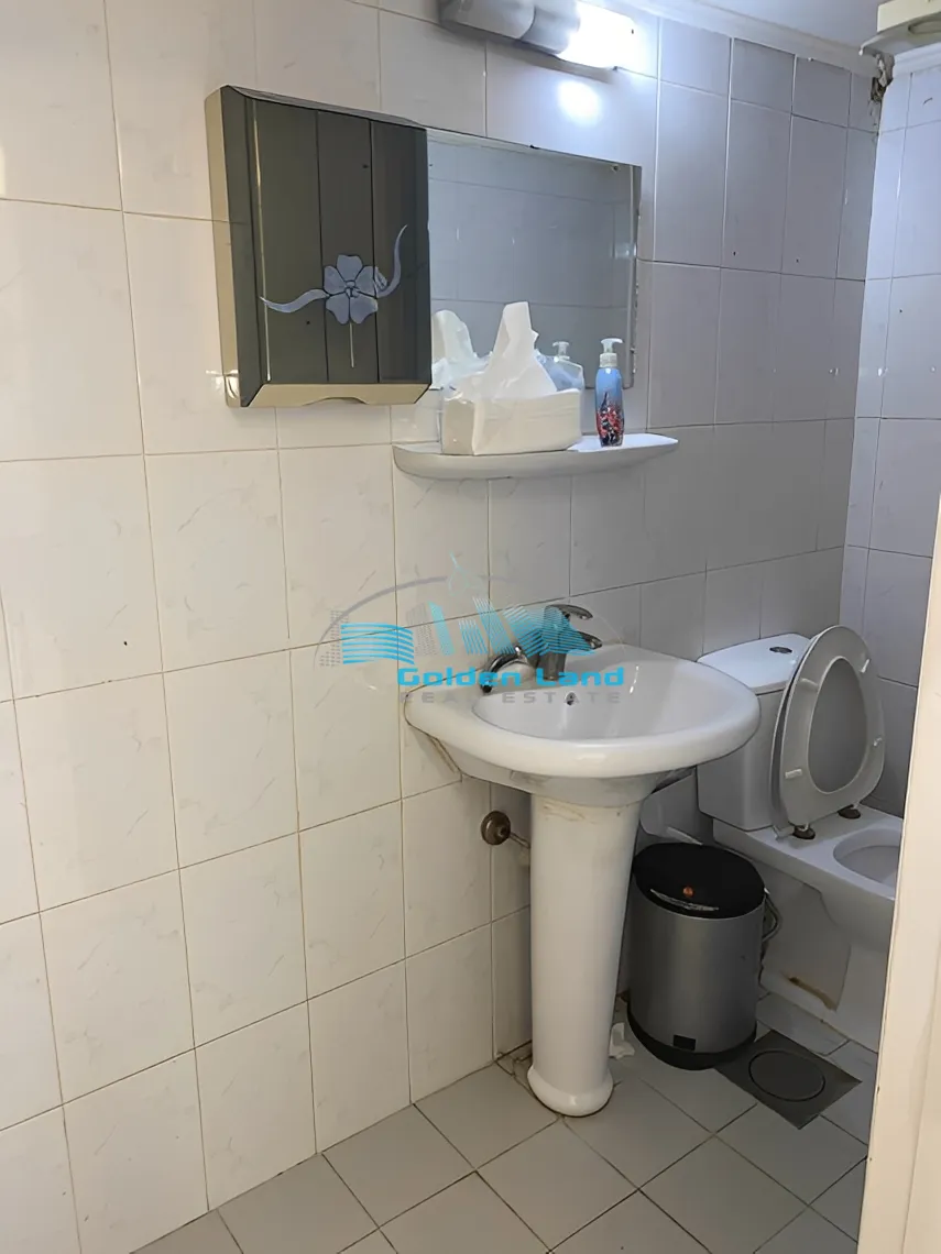Office for Sale in Jal El Dib
