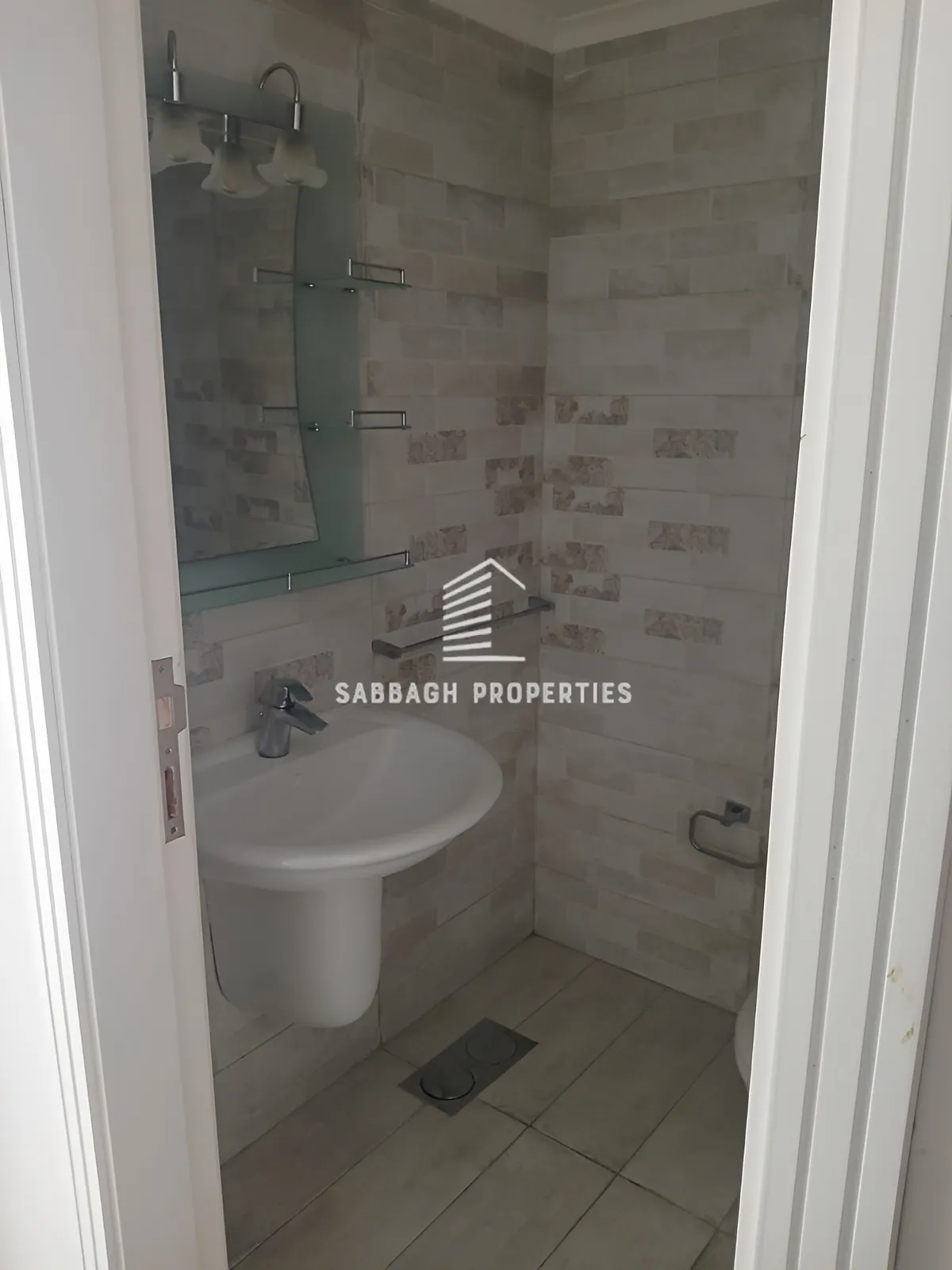 Apartment for rent in Dekwaneh, lebanon