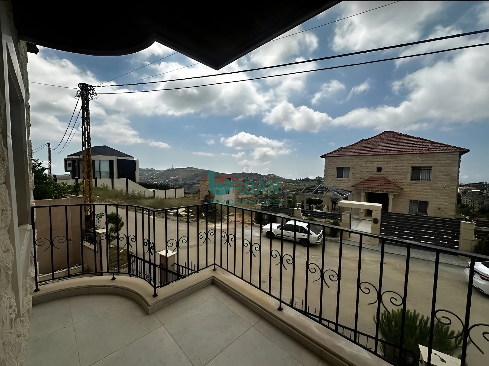 Apartment for sale in Saoufar, lebanon - 3 bed, 2.0 bath