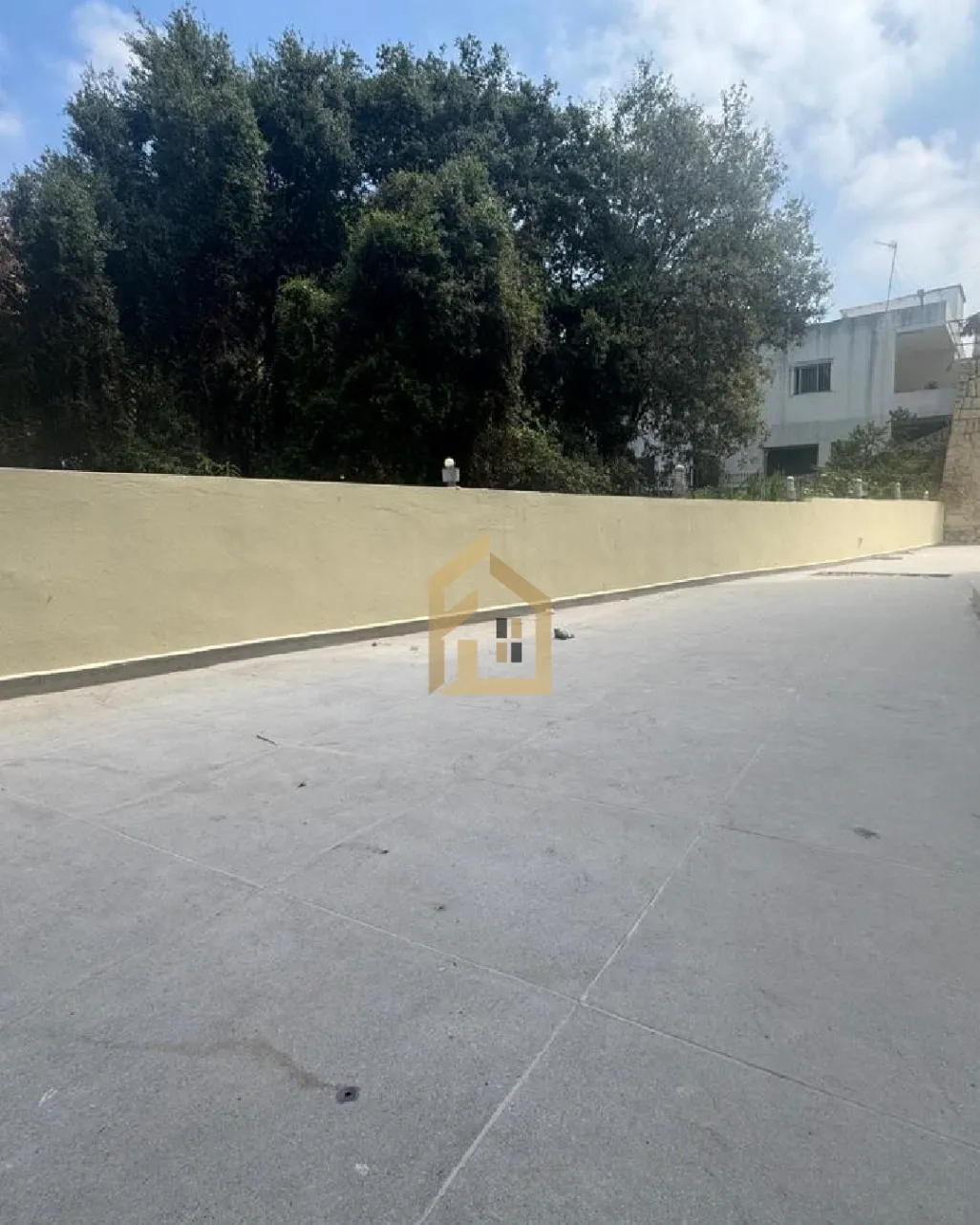 Apartment for sale in Bouar, Lebanon - 2 bed, 2 bath