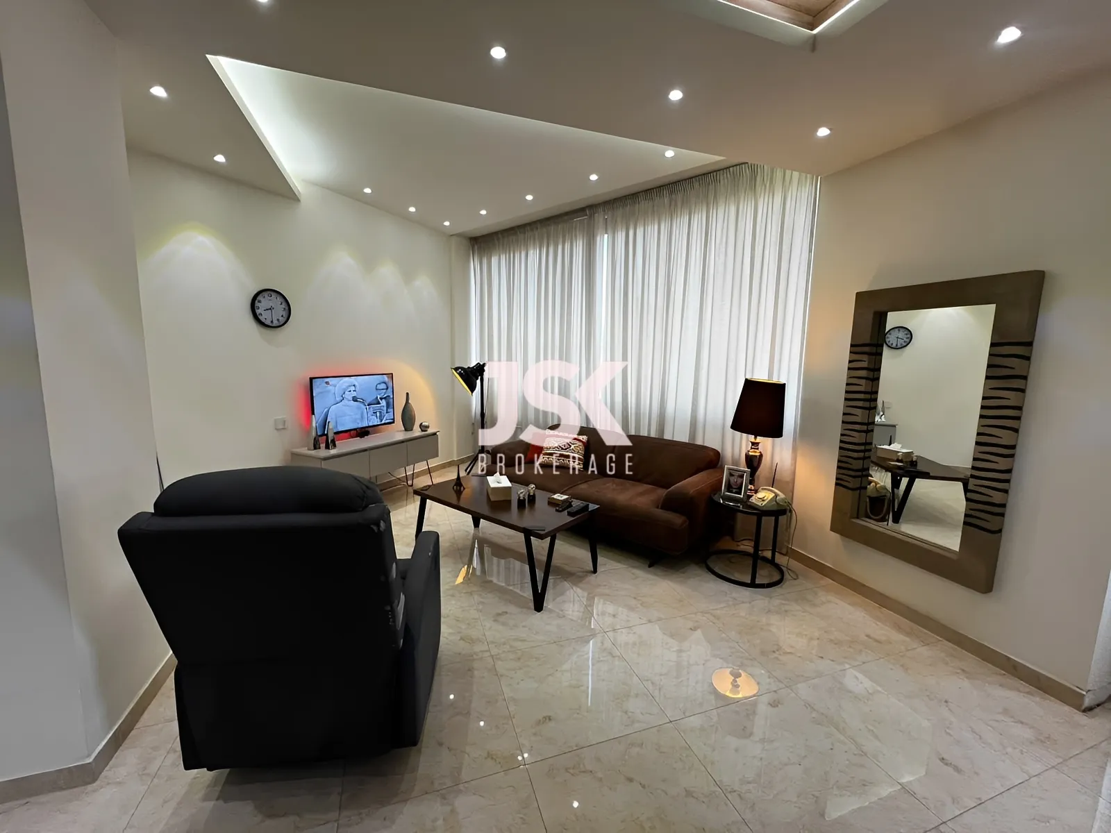 Apartment for Rent in Aamchit
