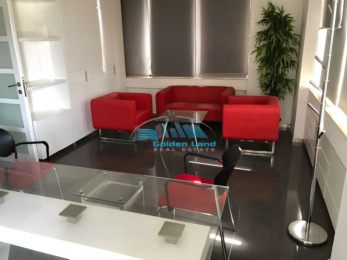 Office for Sale in Sin El Fil
