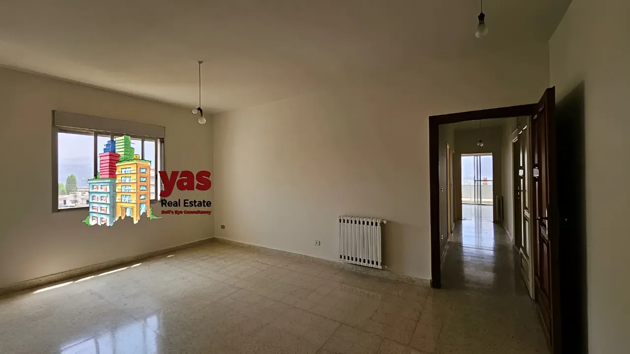 Apartment for Sale in Ballouneh